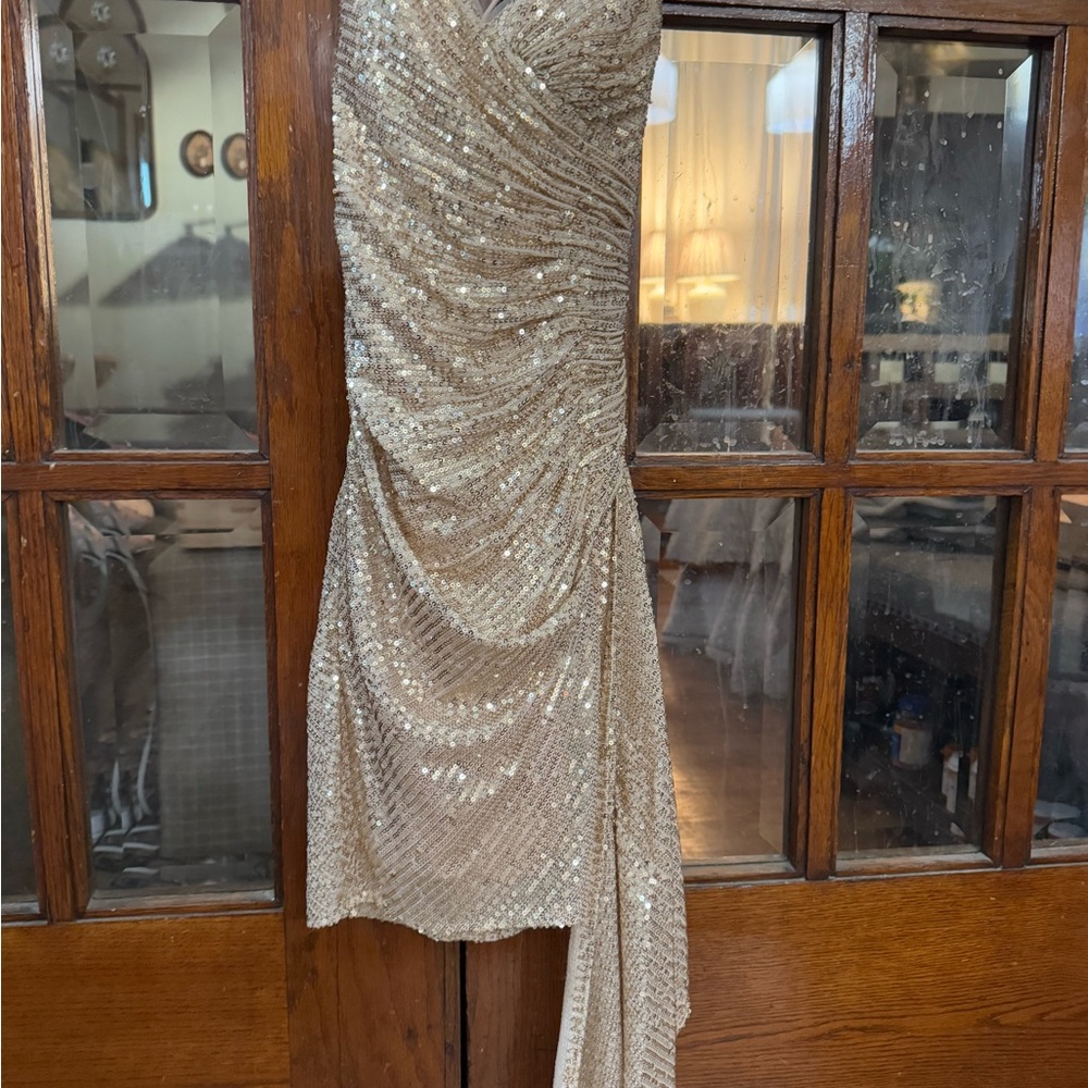 Elegant Gold Formal Dress